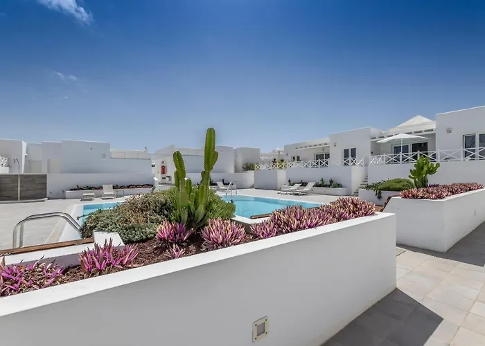 Flower 15 Apartment Playa Honda (Lanzarote)